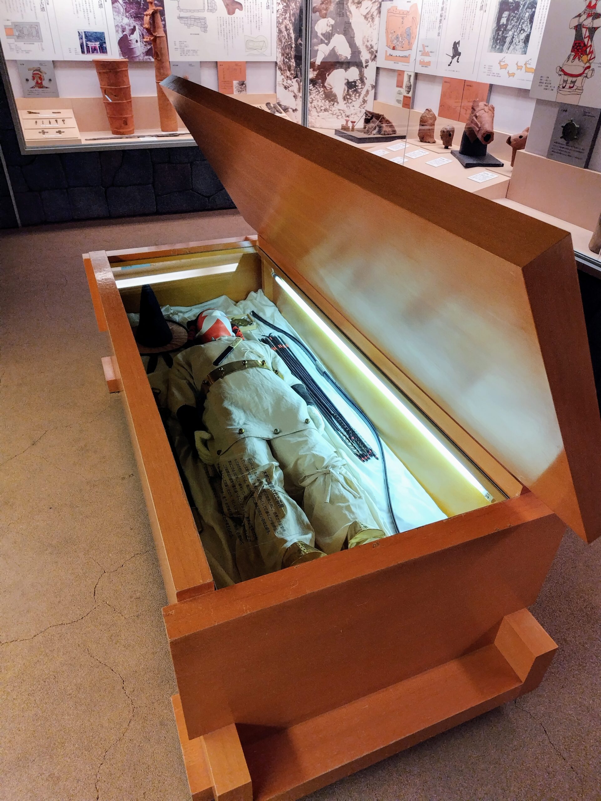 多摩川台公園　古墳展示室