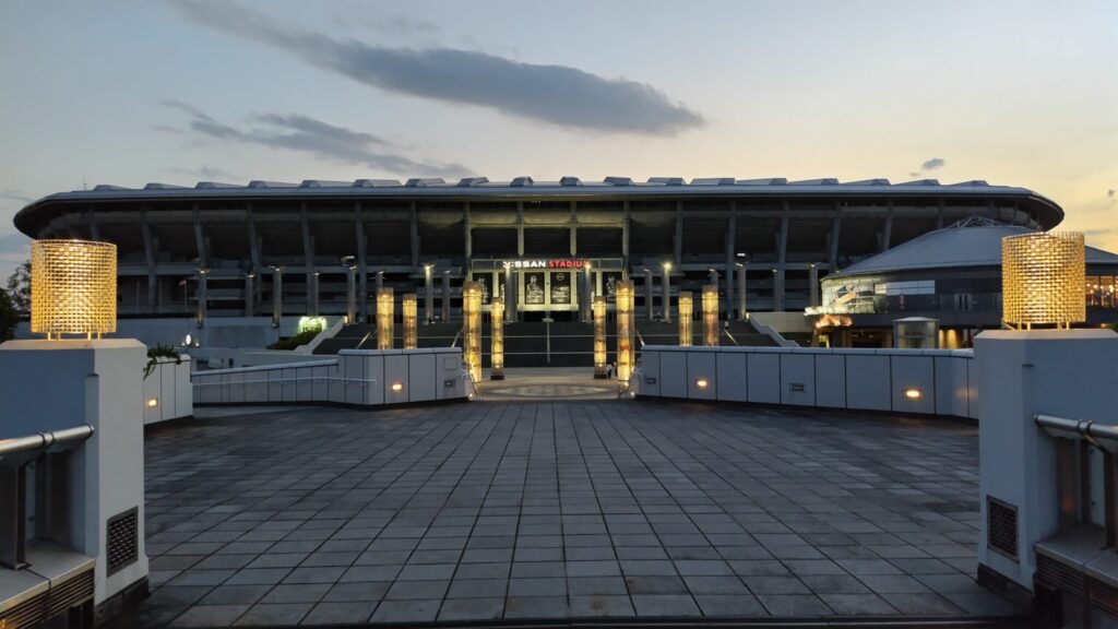 日産スタジアム