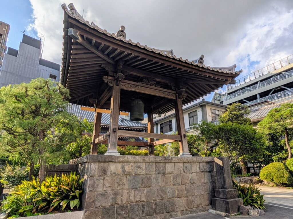 教安寺の鐘楼