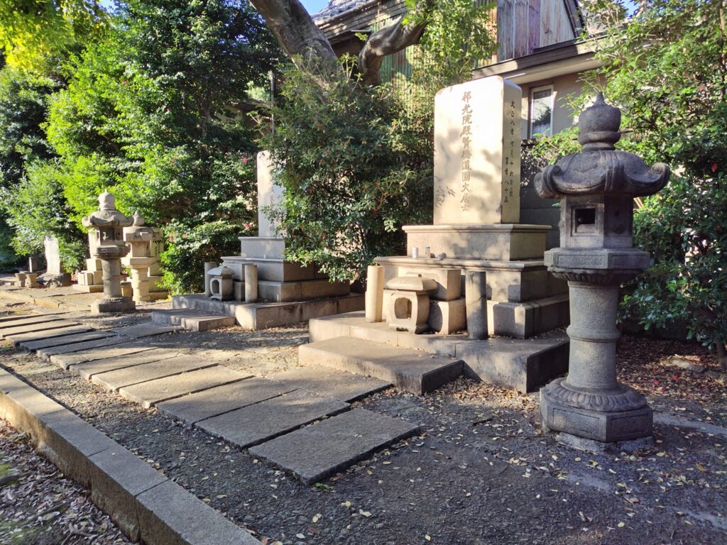 板垣退助の墓
