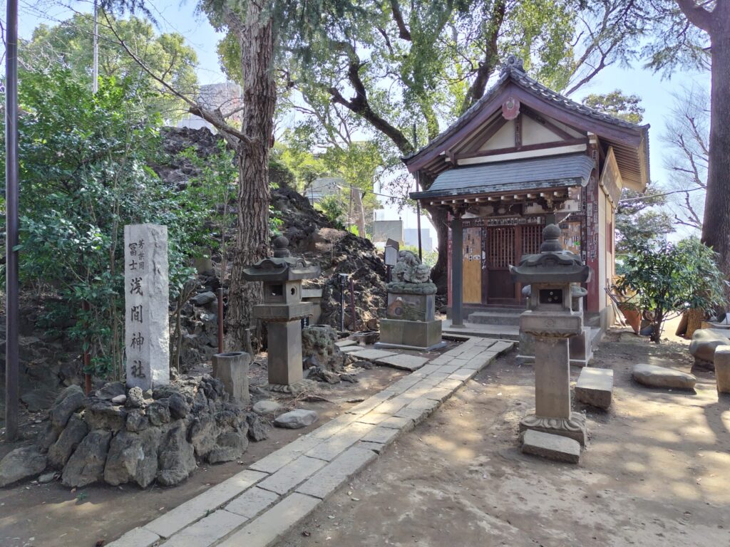 富士浅間神社
品川神社