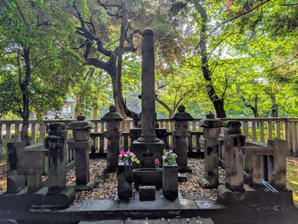 天海僧正毛髪塔(都指定旧跡)