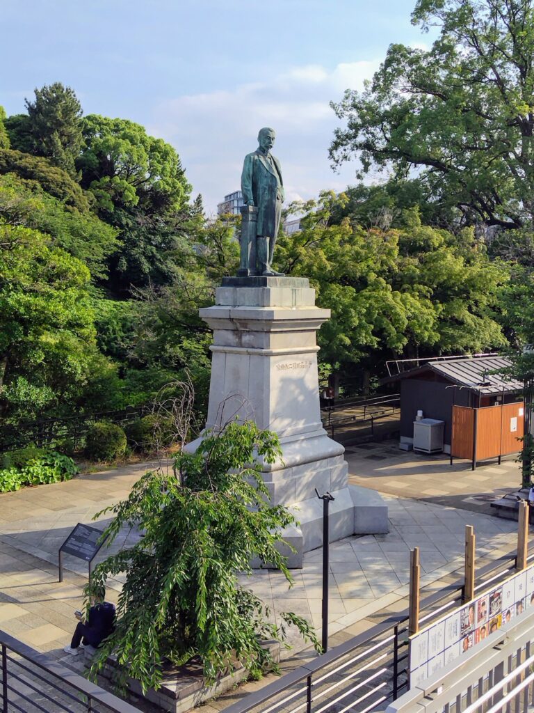 九段坂公園
品川弥次郎像