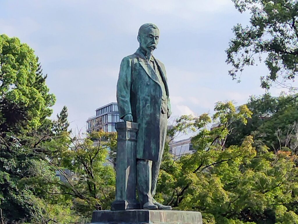 九段坂公園
品川弥次郎像