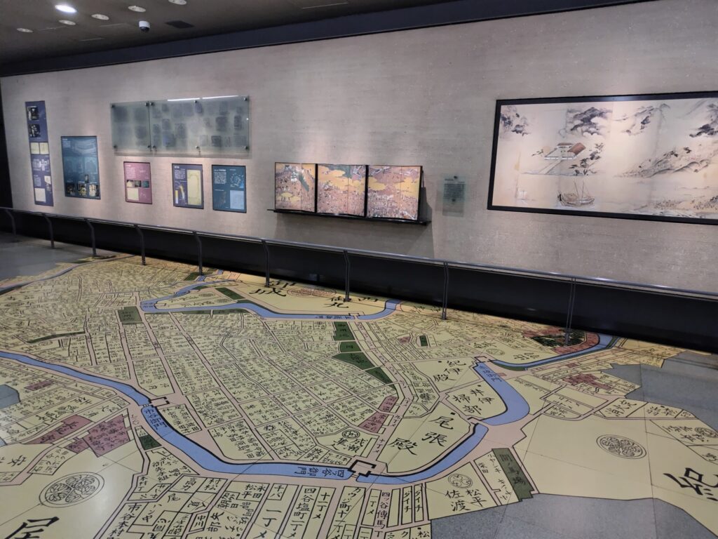 市ヶ谷駅
江戸歴史散歩コーナー