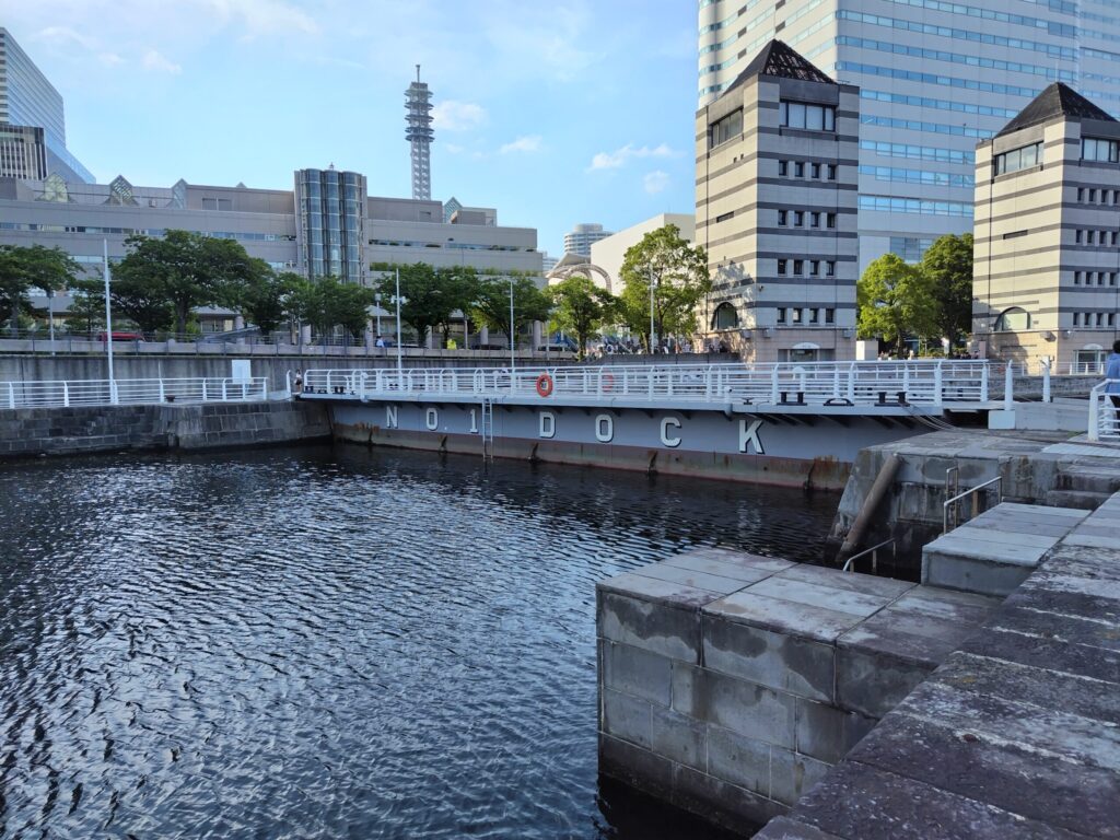 日本丸メモリアルパーク
帆船日本丸
第一号船渠