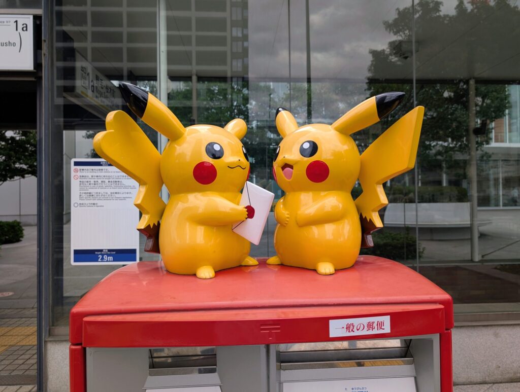 ポケモンオリジナルポスト
横浜市役所前
みなとみらい線馬車道駅