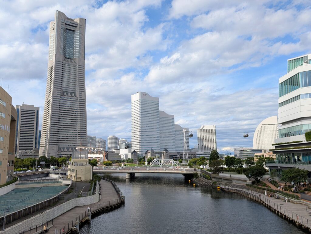 横浜　さくらみらい橋からの眺め