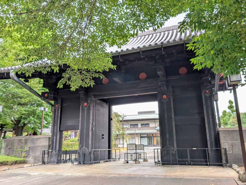 寛永寺旧本坊表門