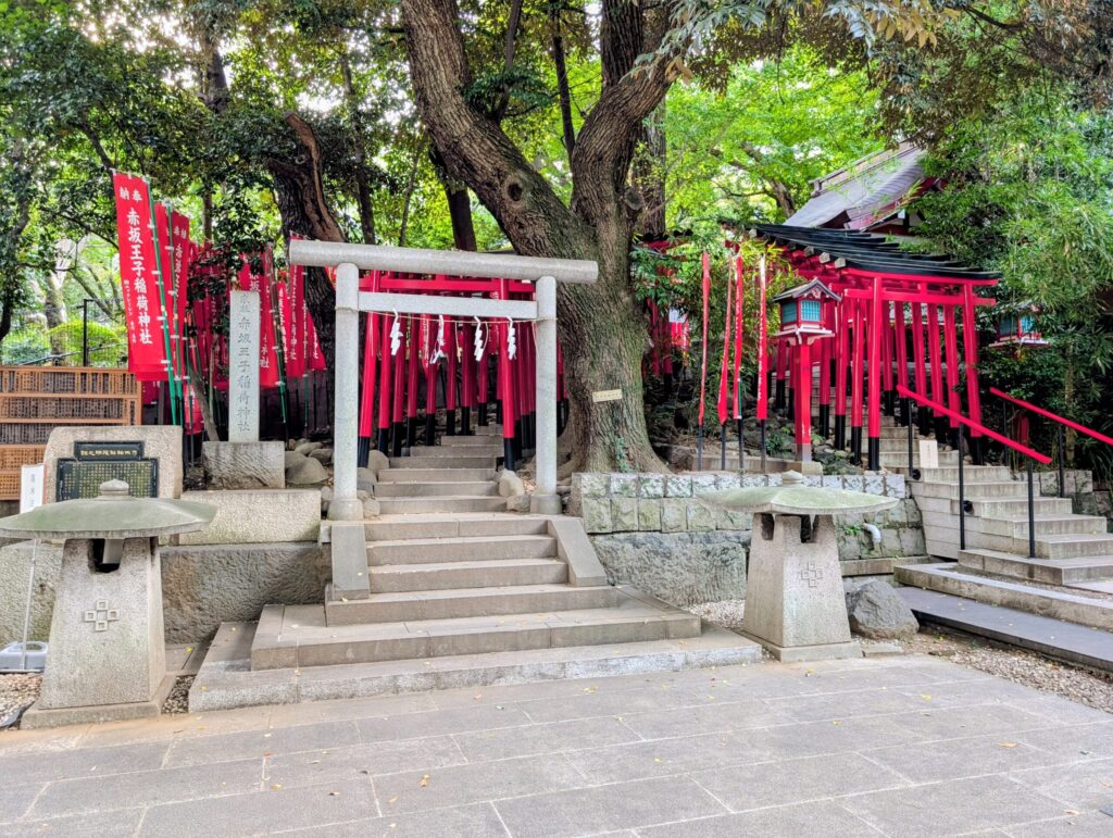 乃木神社の境内末社
赤坂王子稲荷神社