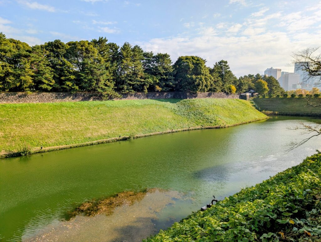 千鳥ヶ淵公園の見晴らし台からの眺望
半蔵濠