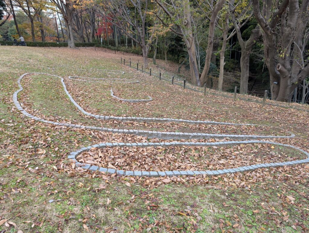 歳勝土遺跡の方形周溝墓の表示