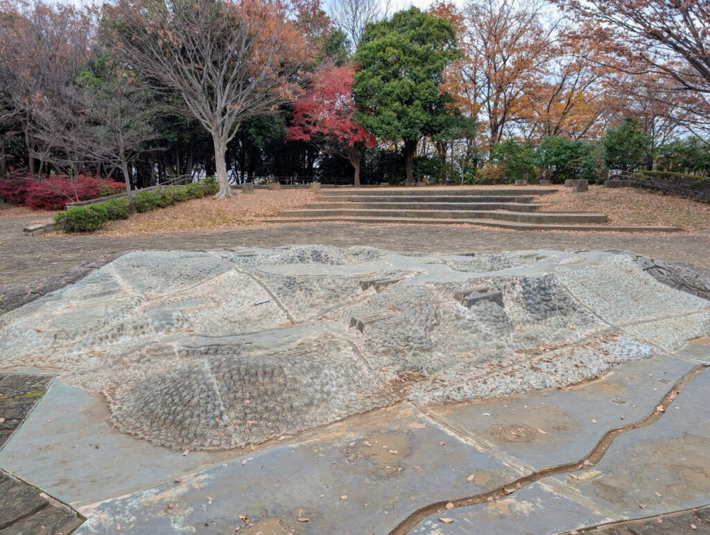 大塚・歳勝土遺跡周辺の地形模型