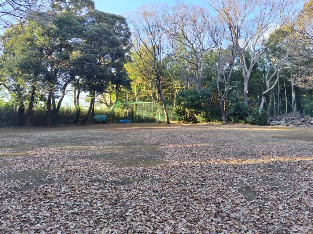 小机城址の本丸広場