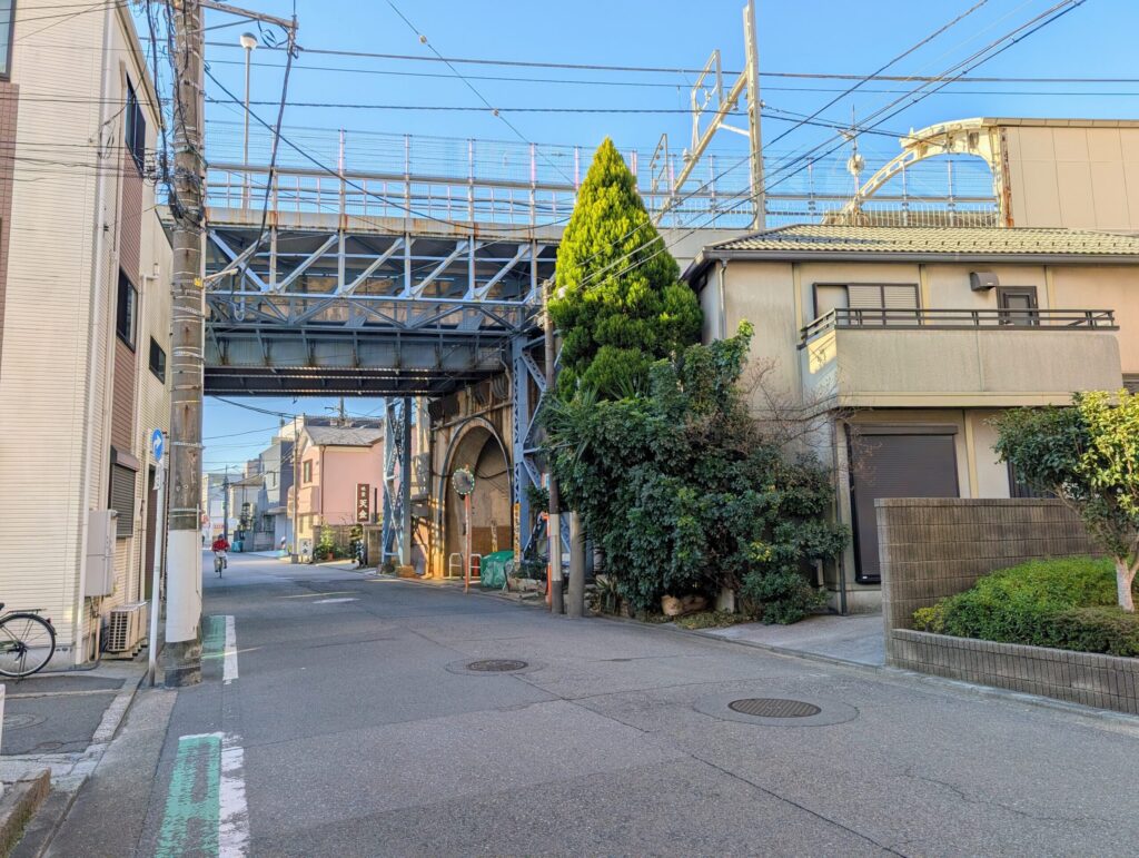 旧東海道 JR国道駅付近