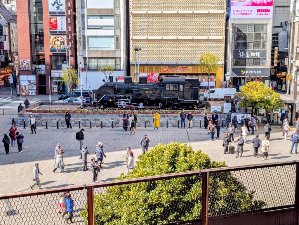 ＳＬ広場（新橋駅西口広場）