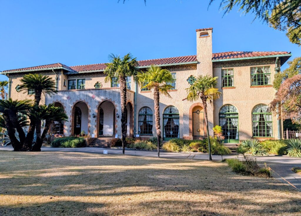 ベーリック・ホール
元町公園