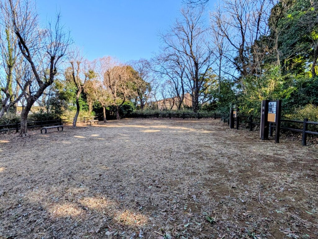 茅ヶ崎城址公園 東郭