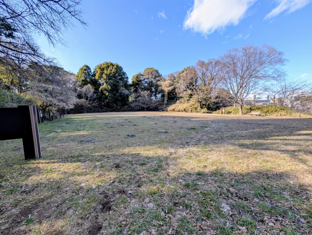 茅ヶ崎城址公園 中郭