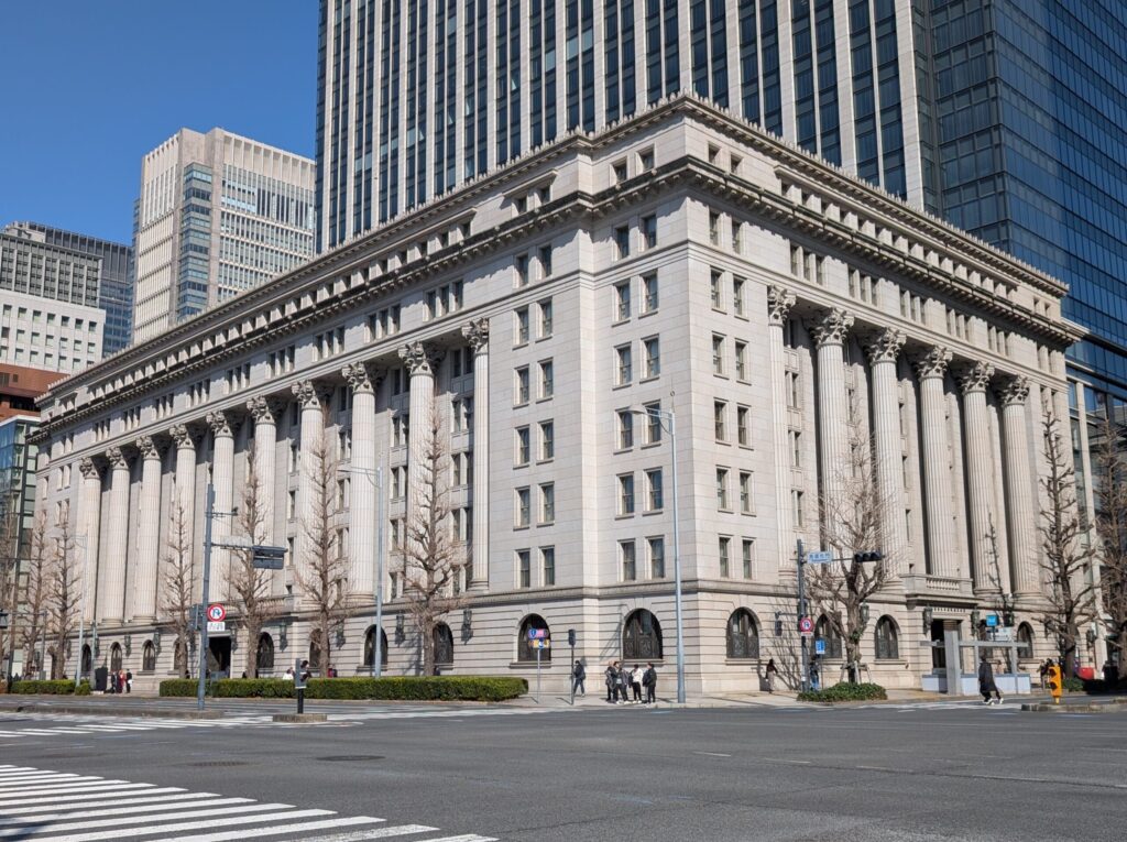 明治生命館の外観