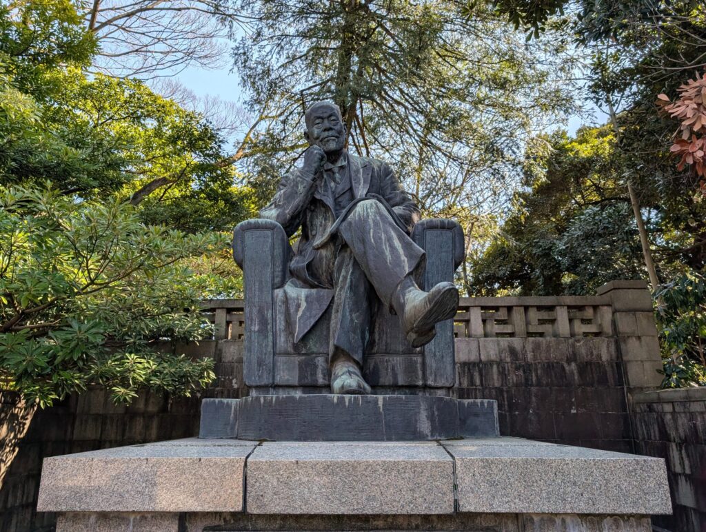 濱尾新の銅像
東京大学本郷キャンパス