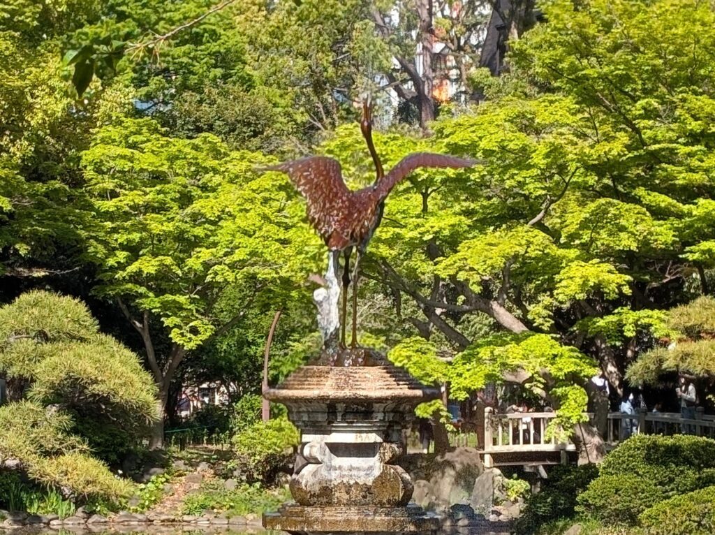 日比谷公園　雲形池の鶴の噴水