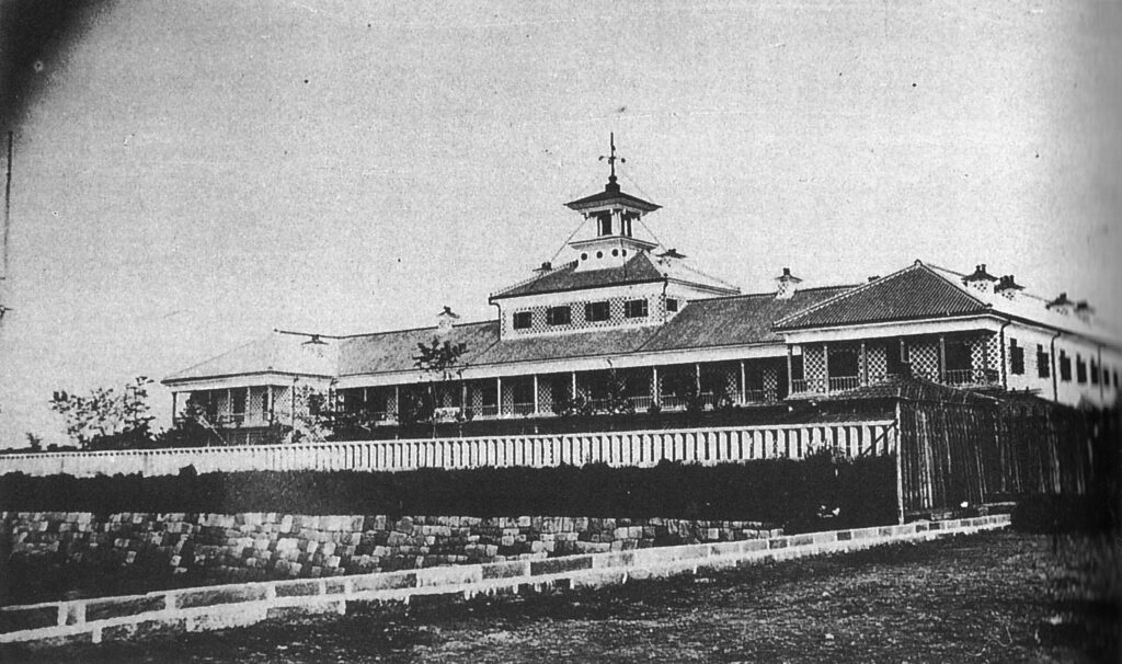築地ホテル館(出典:Wikipedia)
