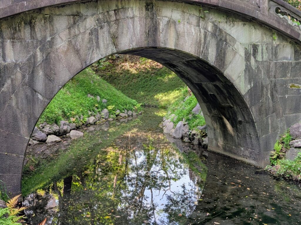 小石川後楽園の神田上水跡
円月橋