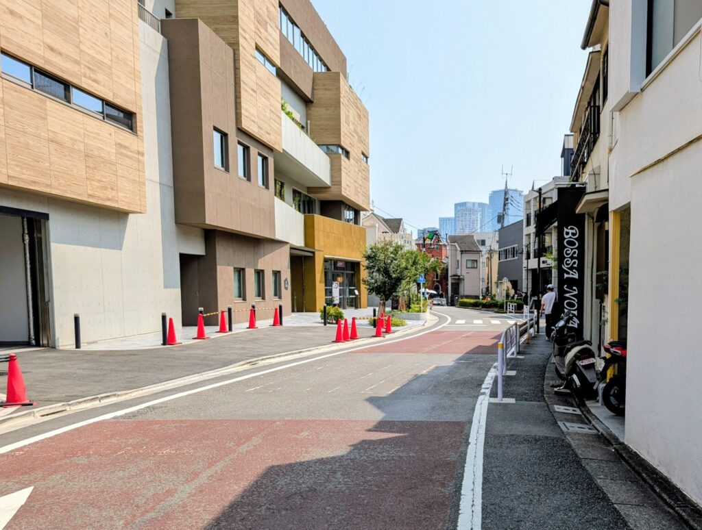 社会福祉施設「渋谷区りばぁさいど原宿」
キャットストリート
渋谷川暗渠