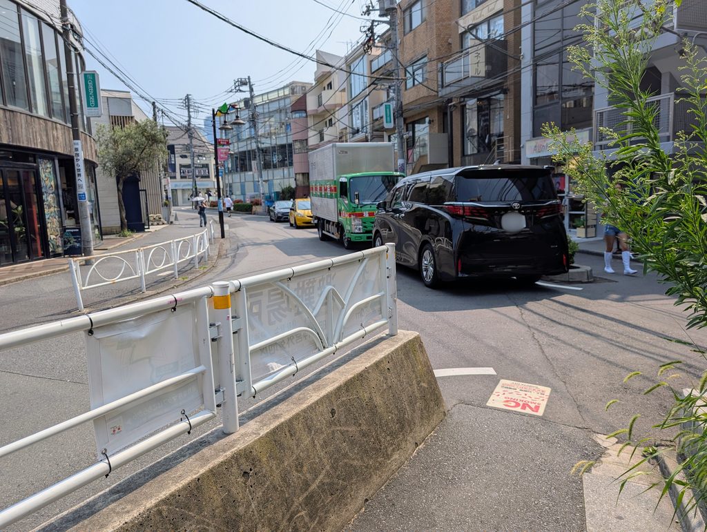 葛飾北斎の浮世絵「富嶽三十六景・穏田の水車」に描かれた場所